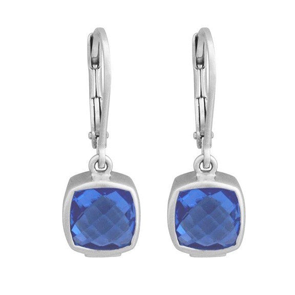 A Fashion Earrings from the Mystic collection.