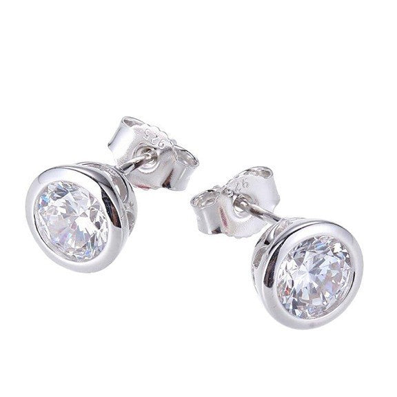 A Fashion Earrings from the Promises 20 collection.