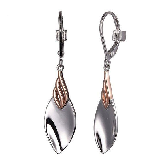 A Fashion Earrings from the ROSE PETAL collection.