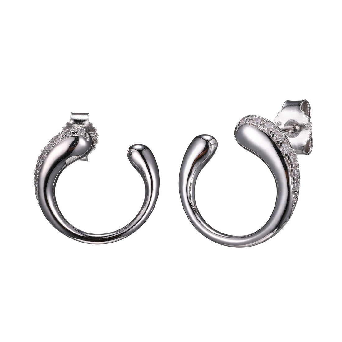 A Fashion Earrings from the MELT collection.