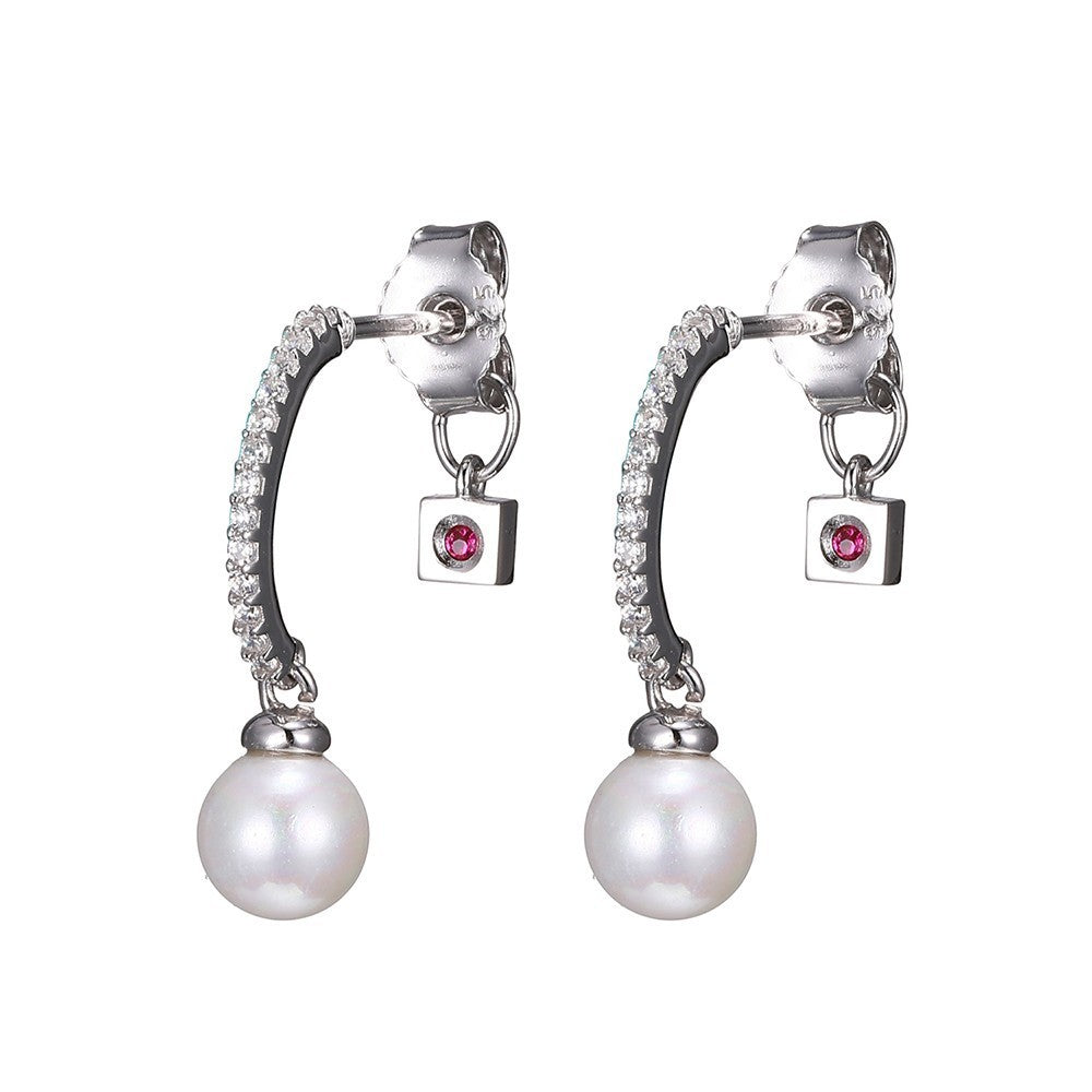 A Fashion Earrings from the MAJESTIC collection.