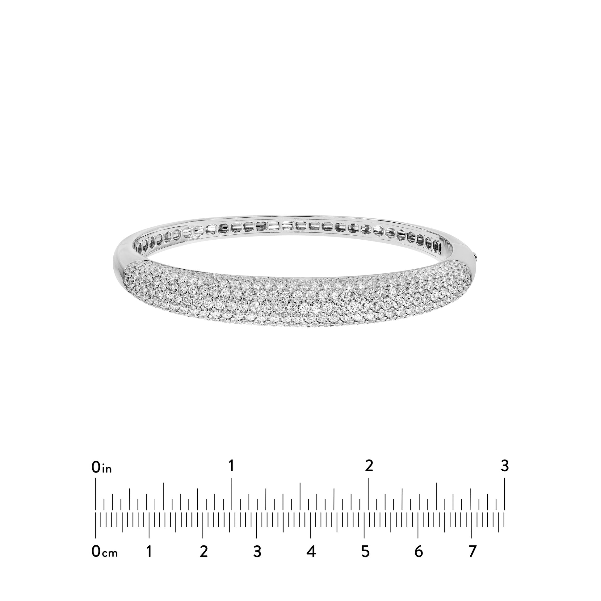 Diamond Pavé Bangle (5-1/6tcw)