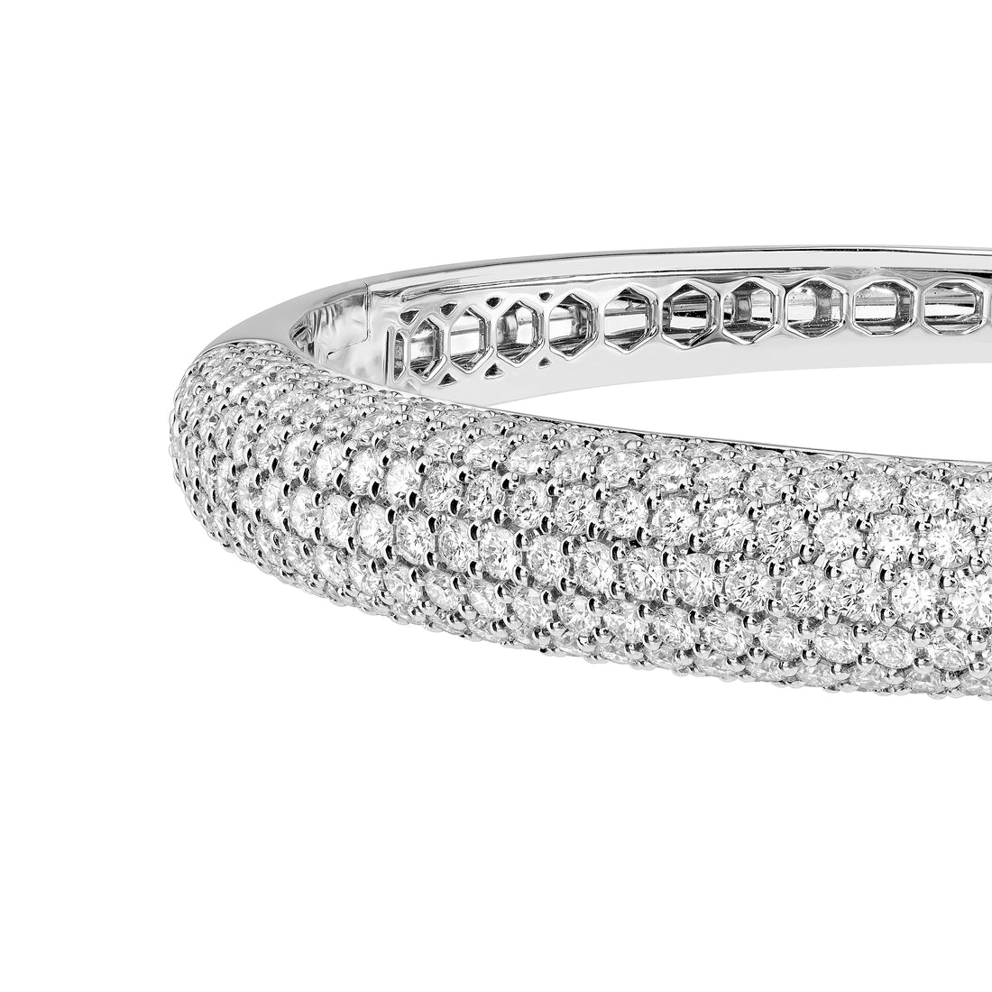 Diamond Pavé Bangle (5-1/5tcw)